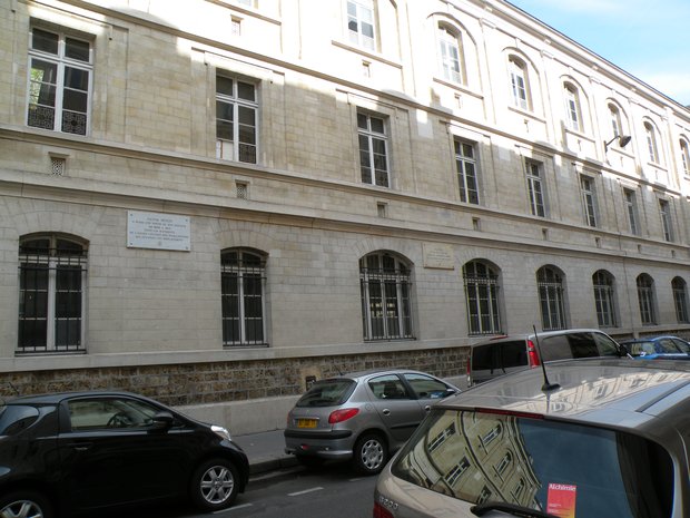  emplacement de l'ancien couvent des Feuillantines, où Victor Hugo passa une partie de son enfance
